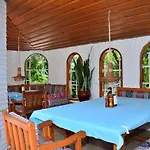 Aquarius Aparthotel
