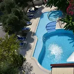 Aquarius 4* Side