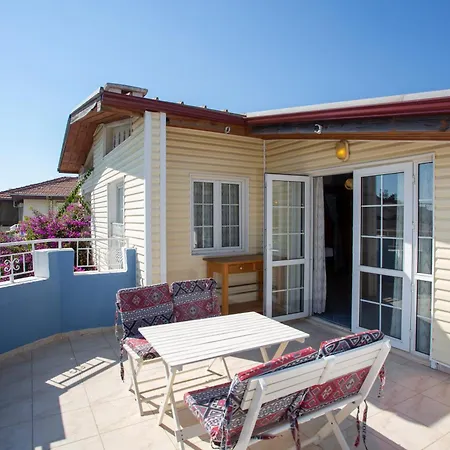 Aparthotel Aquarius Side