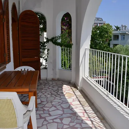 Aparthotel Aquarius *