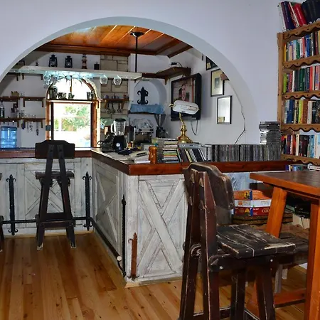 Aparthotel Aquarius Side