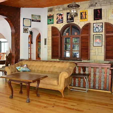 Aquarius Aparthotel