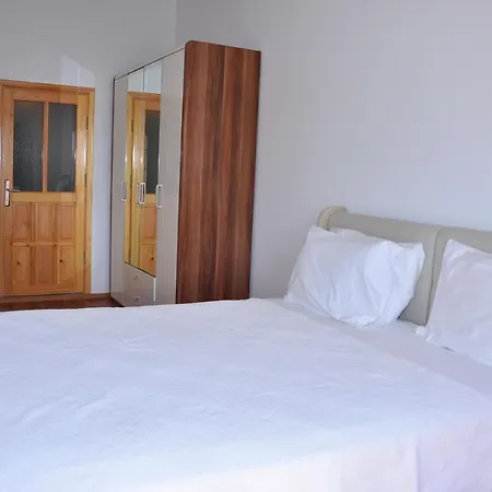 Aquarius Aparthotel *