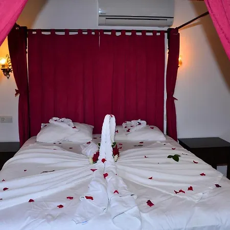 Aquarius Aparthotel Side