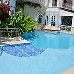 Aparthotel Aquarius 4*