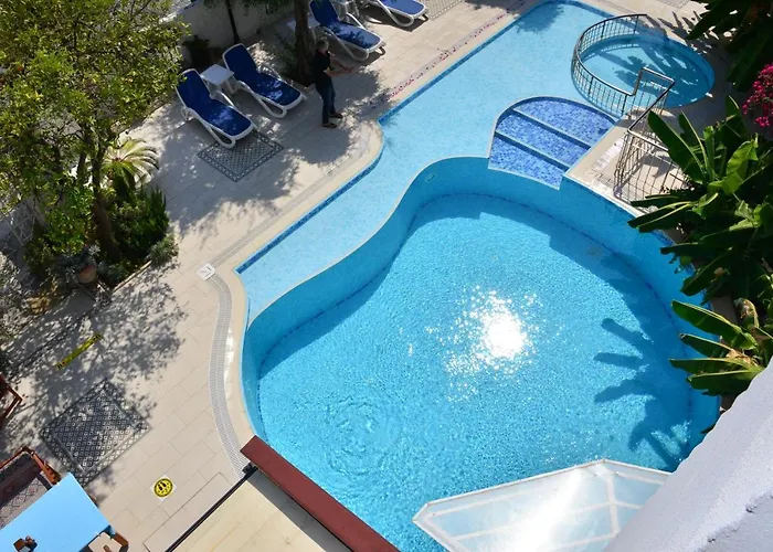 Aquarius 4* سيدي